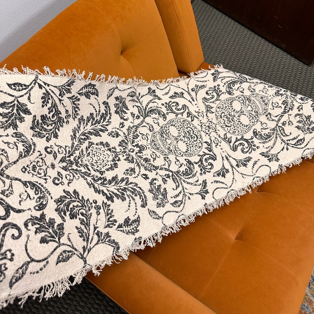 Cynthia Rowley Halloween Table Runner